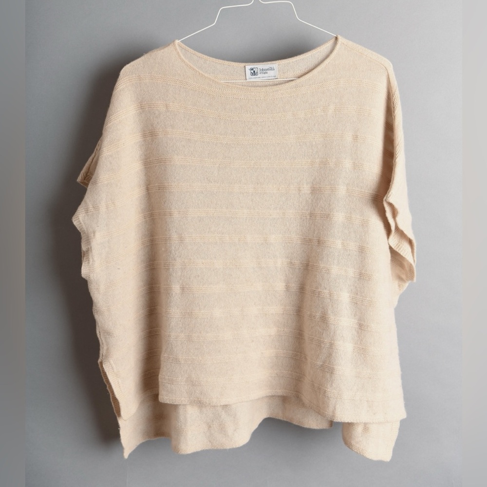 100% Cashmere Johnstons of Elgin Scotland poncho-style vest OS